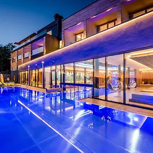 Hüttenhof - Wellnesshotel&luxus-bergchalets - Adults Only 4* Grainet